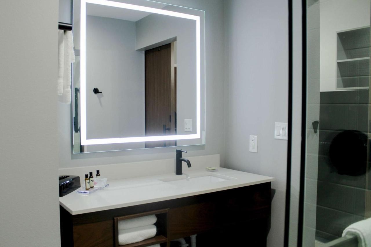 Hawthorn Extended Stay By Wyndham Oklahoma City Airport ภายนอก รูปภาพ