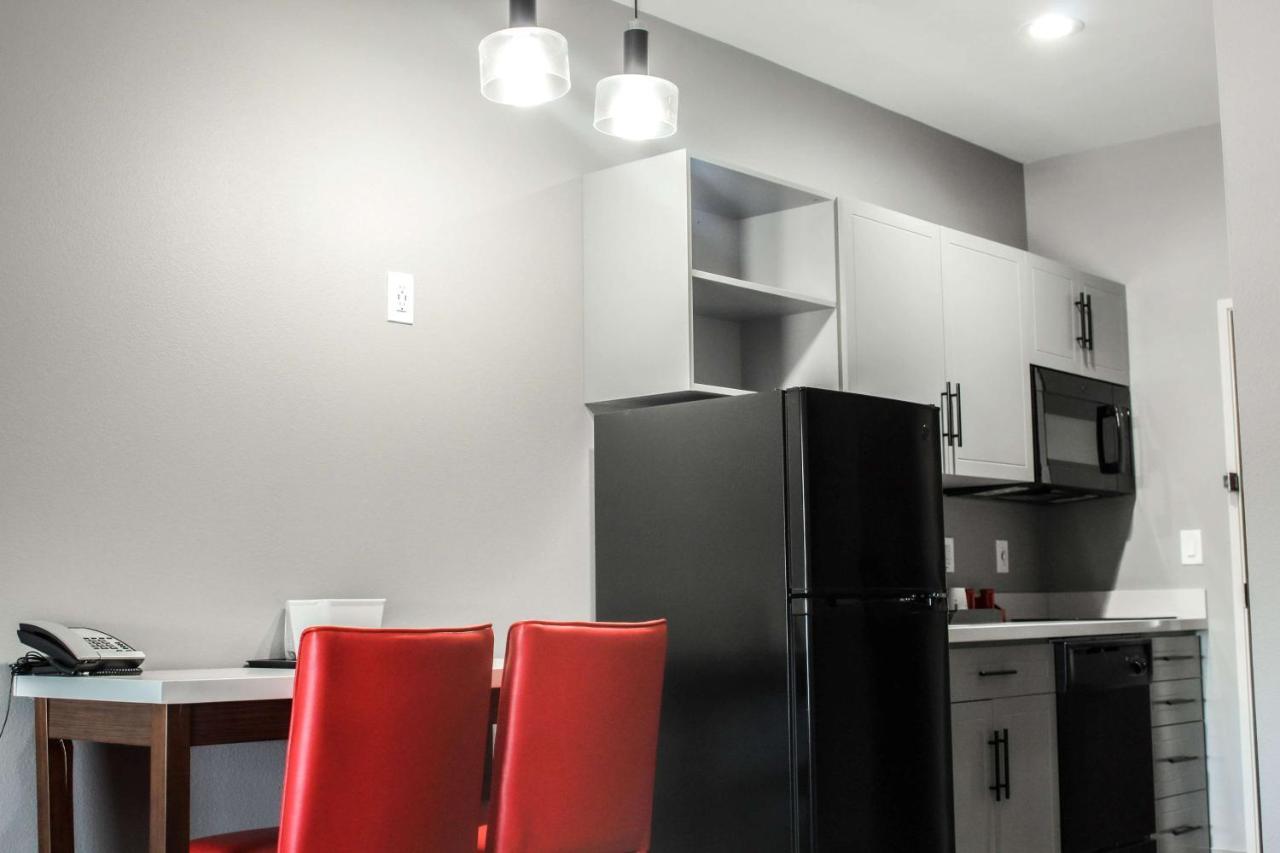 Hawthorn Extended Stay By Wyndham Oklahoma City Airport ภายนอก รูปภาพ